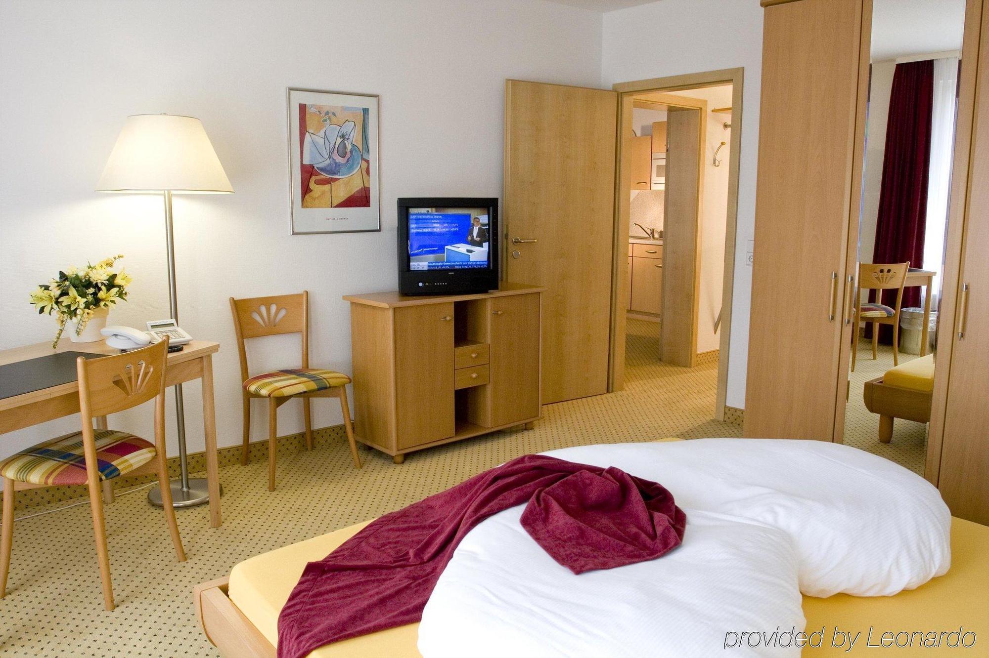 Fairway Hotel Sankt Leon-Rot Ngoại thất bức ảnh